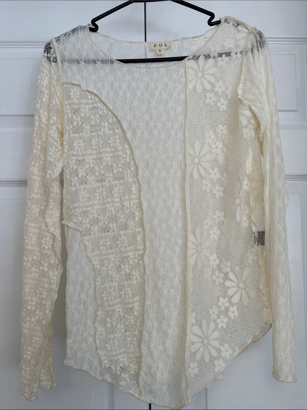 Women’s Lace Cream Colored Lace Blouse Size Small